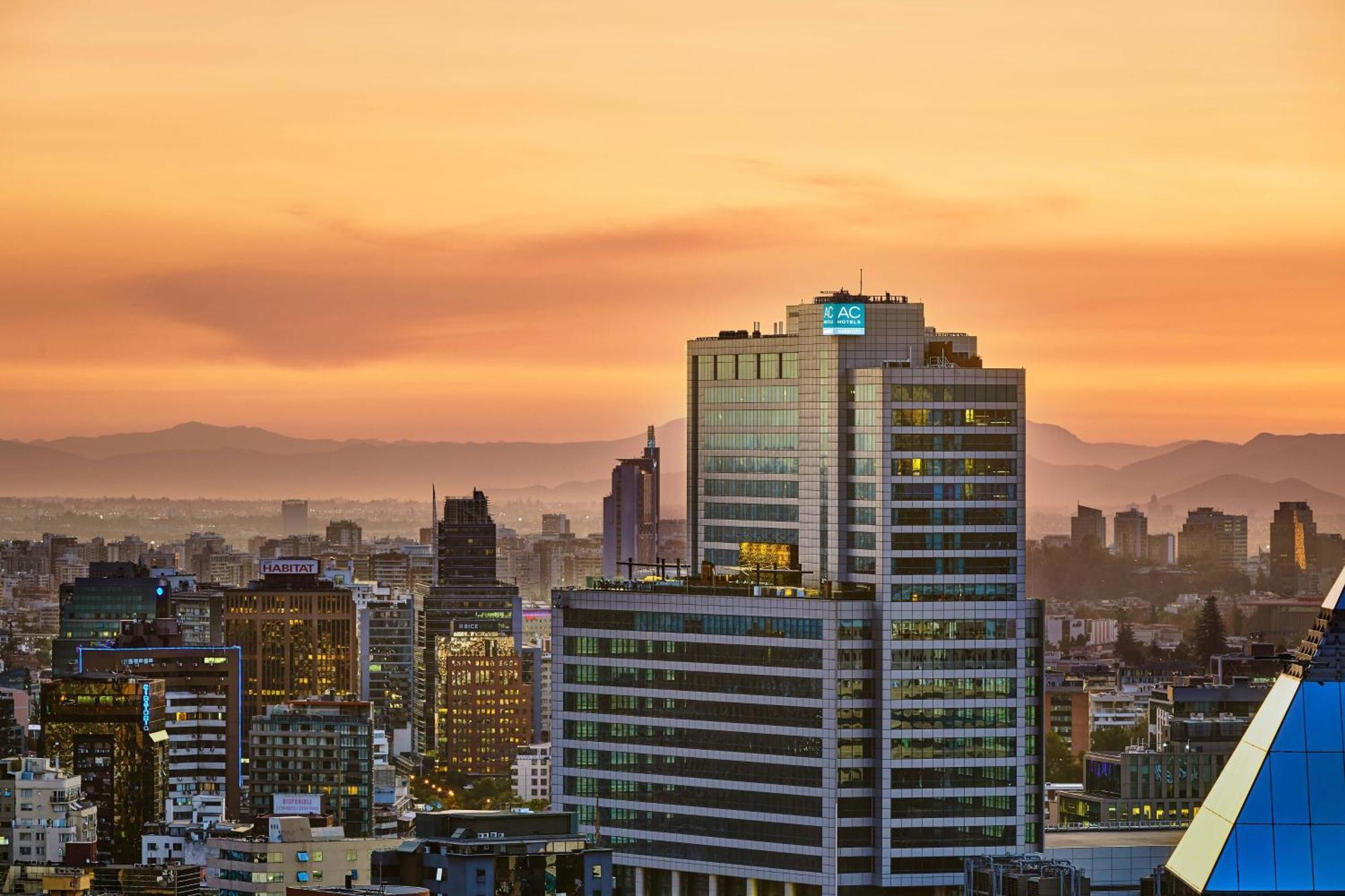 Ac Hotel By Marriott Santiago Cenco Costanera Buitenkant foto